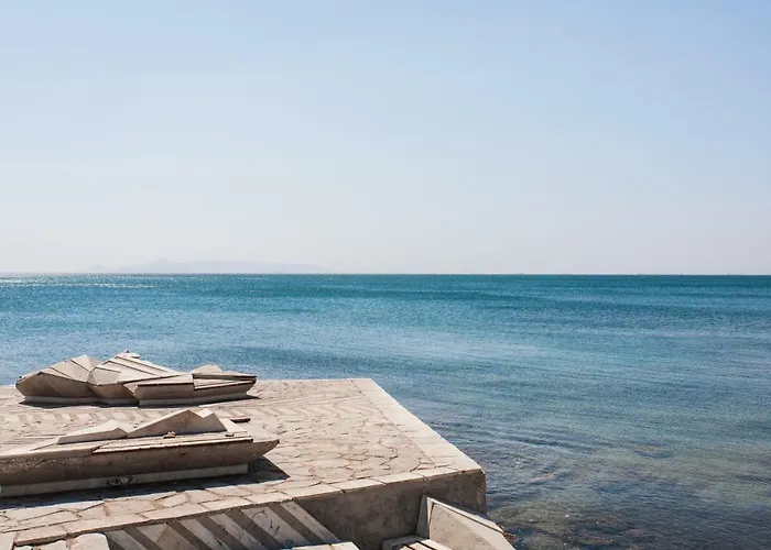 Homz Studios Faliro